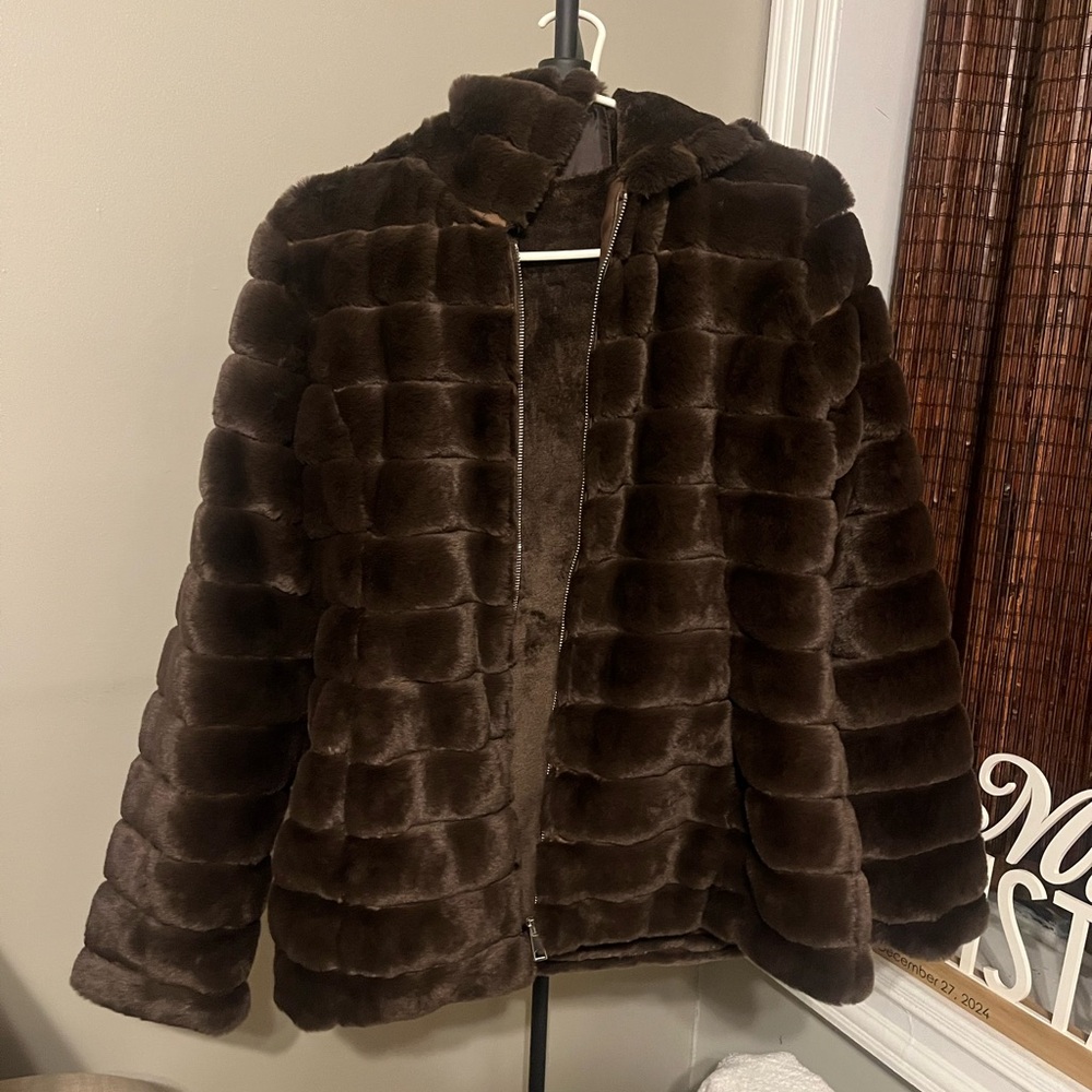 Women’s  Faux Fur Jacket in Dark Brown